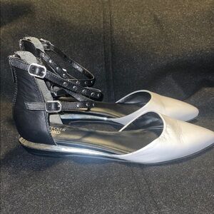 Elegant Black and White Women's Flats
